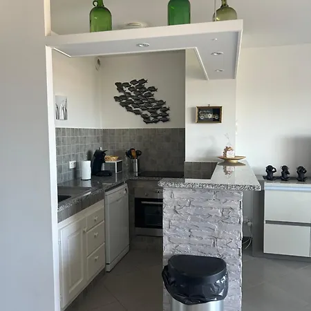 Paolina Apartment LʼÎle-Rousse