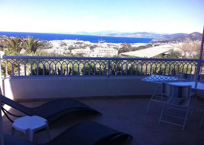 Paolina Appartement LʼÎle-Rousse