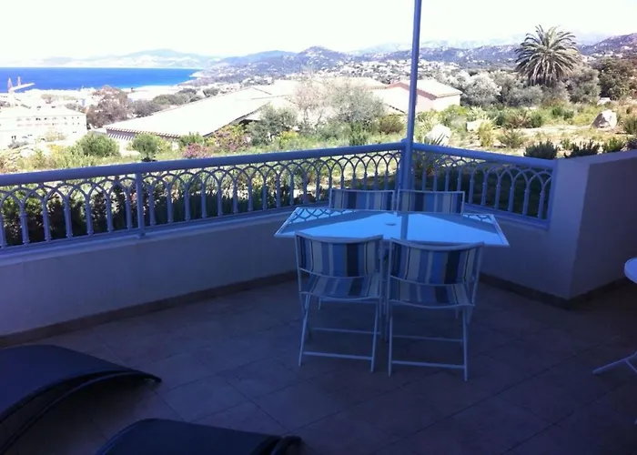 Paolina LʼÎle-Rousse